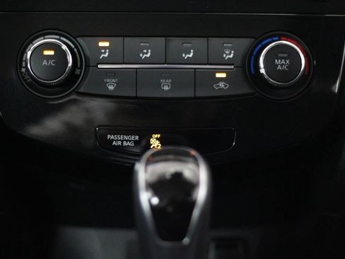 Used 2020 Nissan Rogue Sport S FWD image 23