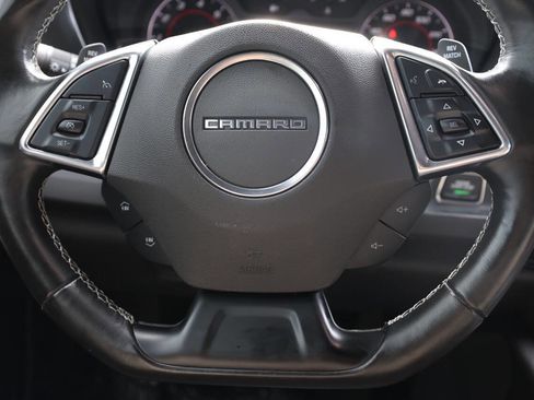 Used 2022 Chevrolet Camaro LT w/ Technology Package image 16