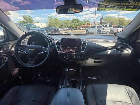 Used 2020 Chevrolet Malibu Premier FWD image 14