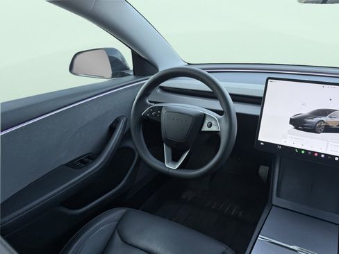 Used 2025 Tesla Model 3 Long Range image 61