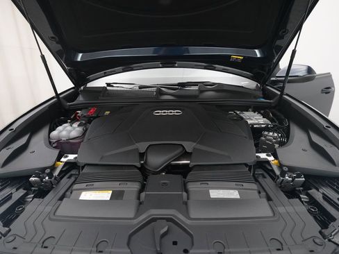 New 2026 Audi Q8 Premium Plus image 3