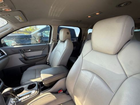 Used 2015 GMC Acadia SLT image 6