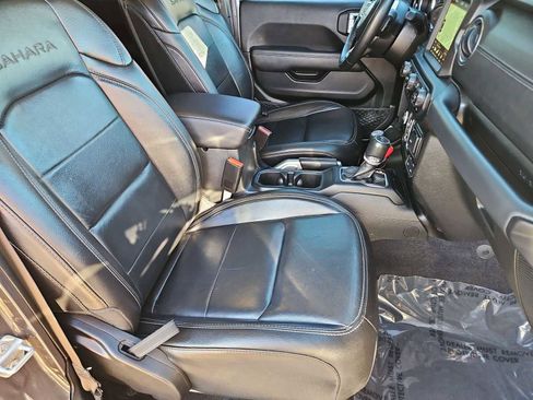 Used 2022 Jeep Wrangler Unlimited Sahara w/ LED Lighting Group image 20