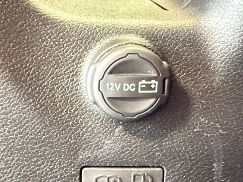 Certified 2022 Jeep Wrangler Unlimited Sahara w/ Cold Weather Group AWD/4WD image 8