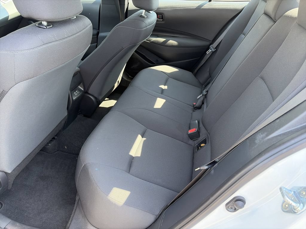 Used 2024 Toyota Corolla LE FWD image 32
