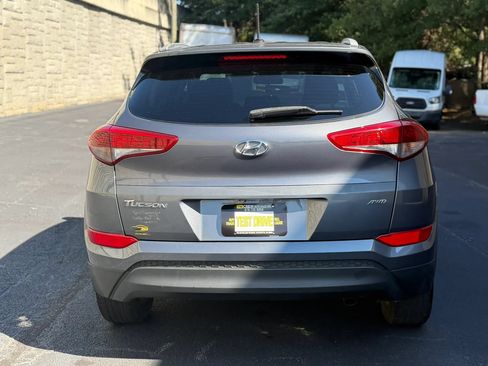 Used 2016 Hyundai Tucson SE w/ Option Group 02 AWD/4WD image 7