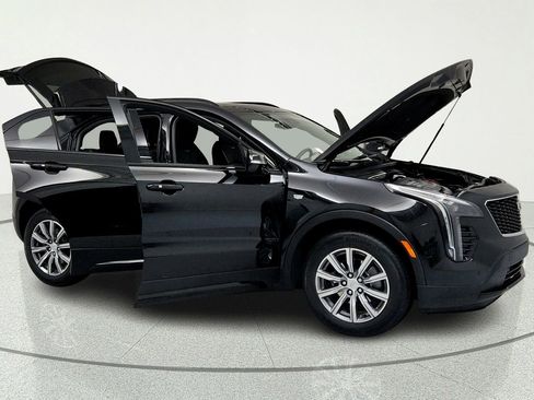 Used 2023 Cadillac XT4 Sport w/ Cold Weather Package FWD image 14
