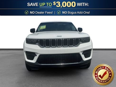 Used 2023 Jeep Grand Cherokee Laredo X RWD image 11