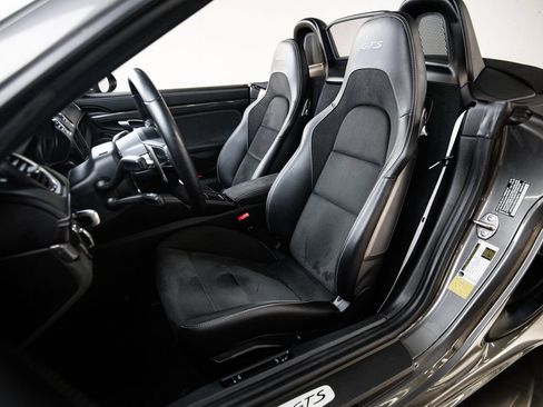 Certified 2025 Porsche 718 Boxster GTS RWD image 5