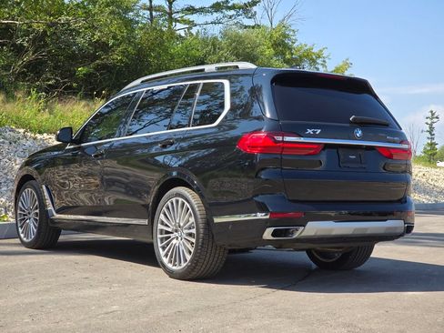 Used 2021 BMW X7 xDrive40i w/ Premium Package AWD/4WD image 4