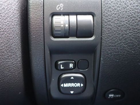 Used 2012 Subaru Forester 2.5X Premium w/ All-Weather Pkg AWD/4WD image 29