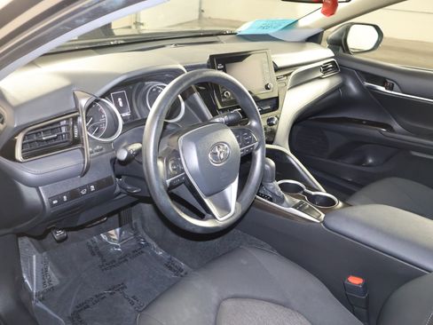 Used 2024 Toyota Camry LE image 2