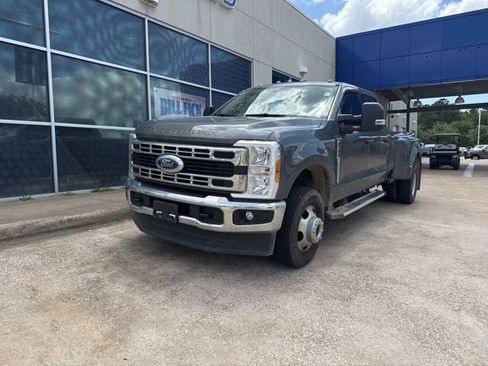 Used 2025 Ford F350 XLT AWD/4WD image 4