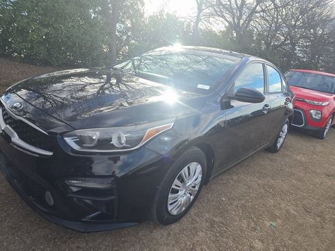 Used 2019 Kia Forte FE image 1