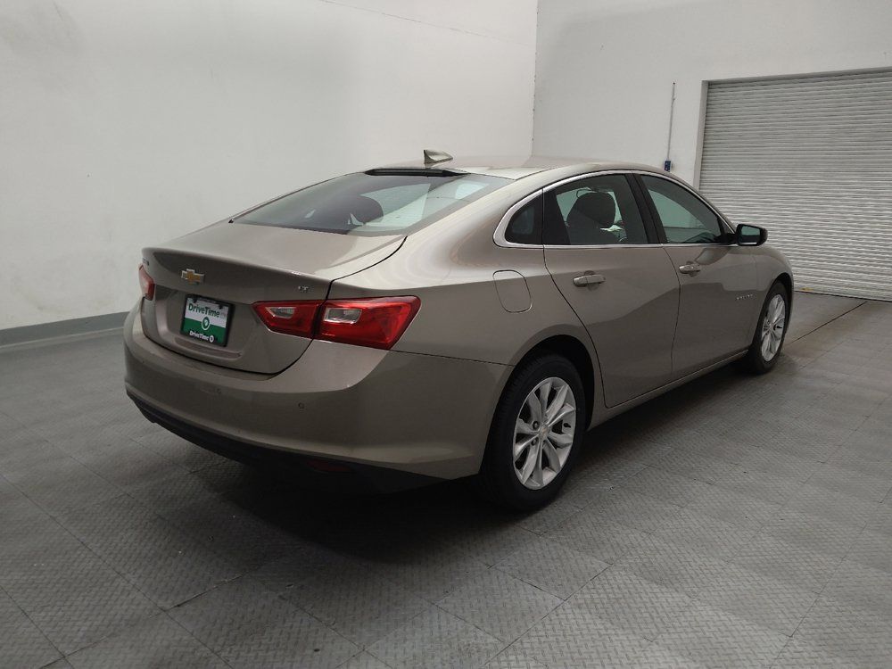 Used 2025 Chevrolet Malibu LT FWD image 9
