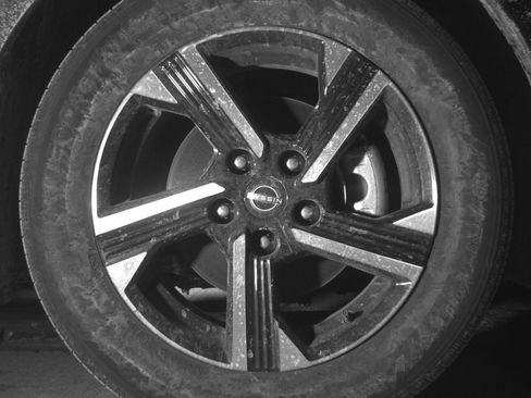 Used 2025 Nissan Sentra SV image 13