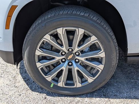 New 2026 Chevrolet Tahoe High Country AWD/4WD image 11