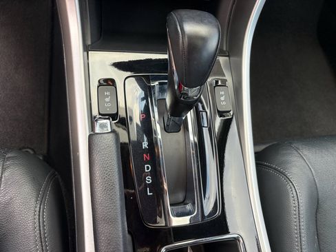 Used 2016 Honda Accord EX-L image 22