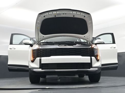 New 2026 Kia Sportage S AWD/4WD image 32