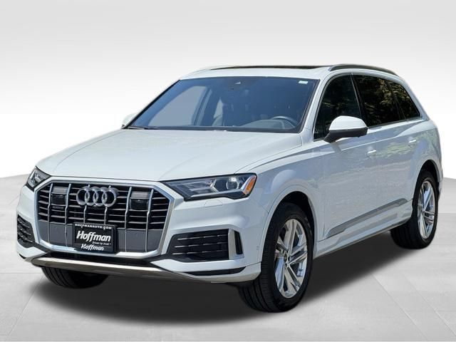 Used 2023 Audi Q7 2.0T Premium w/ Convenience Package AWD/4WD image 3