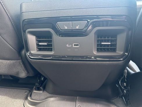 Used 2026 GMC Sierra 1500 AT4 w/ AT4 Premium Package AWD/4WD image 52