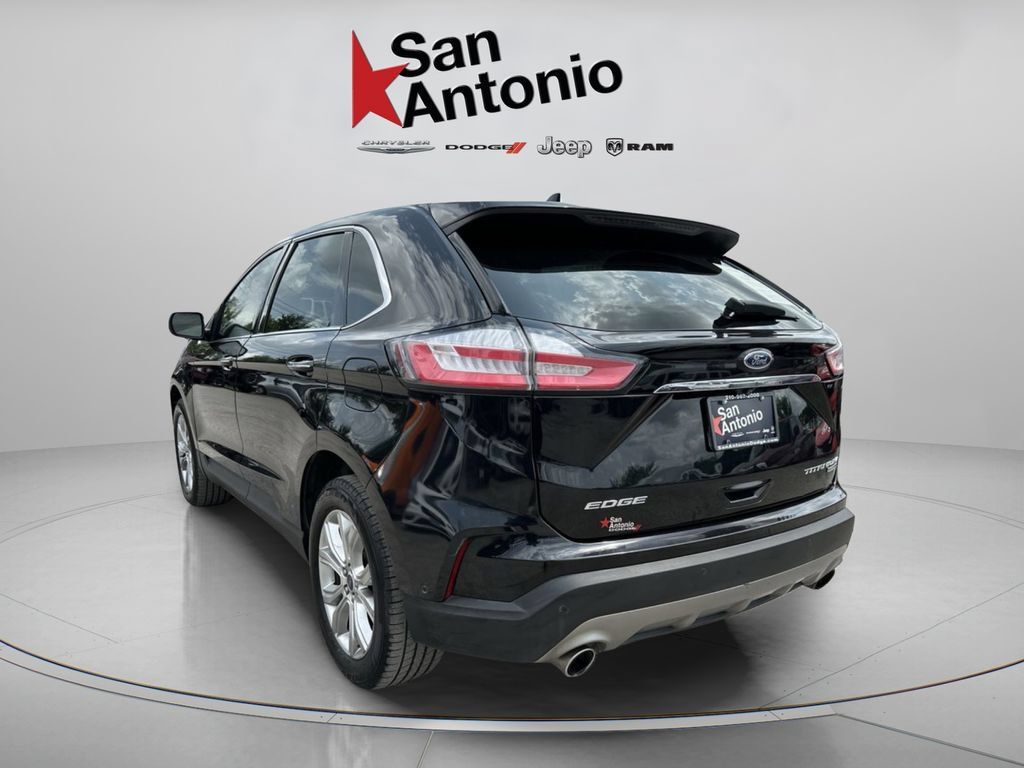 Used 2020 Ford Edge Titanium w/ Equipment Group 301A AWD/4WD image 11