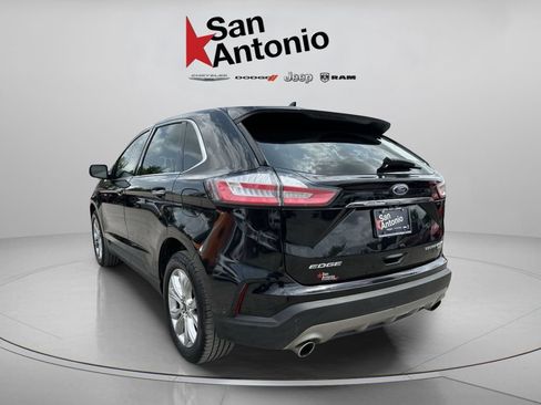Used 2020 Ford Edge Titanium w/ Equipment Group 301A AWD/4WD image 11