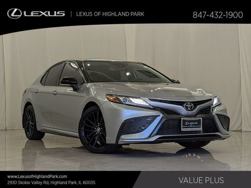 Used 2024 Toyota Camry XSE w/ Navigation Package FWD image 1