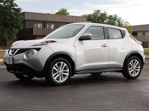 Used 2016 Nissan Juke S AWD/4WD image 11