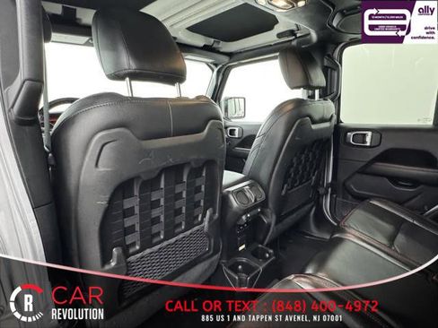 Used 2020 Jeep Gladiator Rubicon w/ Dual Top Group image 56