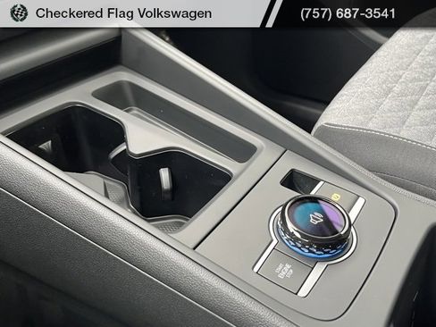 New 2025 Volkswagen Tiguan S image 37