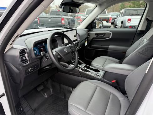 Used 2025 Ford Bronco Sport Badlands image 3