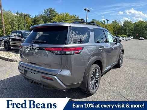 New 2026 Nissan Pathfinder Platinum AWD/4WD image 10