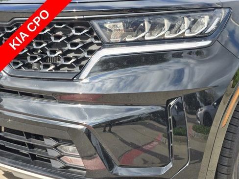 Certified 2023 Kia Sorento EX w/ Panoramic Sunroof Package FWD image 9