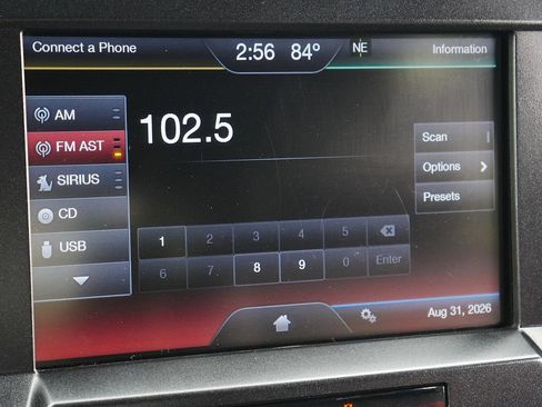 Used 2015 Ford F150 XLT w/ Equipment Group 302A Luxury AWD/4WD image 40