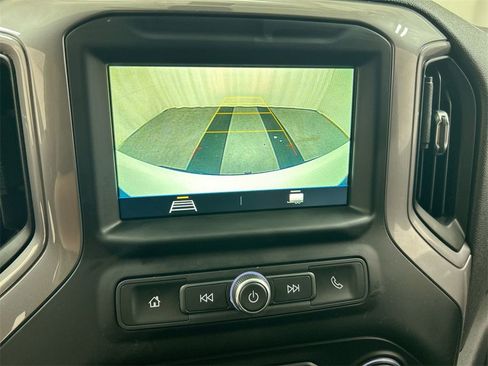 Used 2019 Chevrolet Silverado 1500 Custom Trail Boss w/ Custom Convenience Package image 15