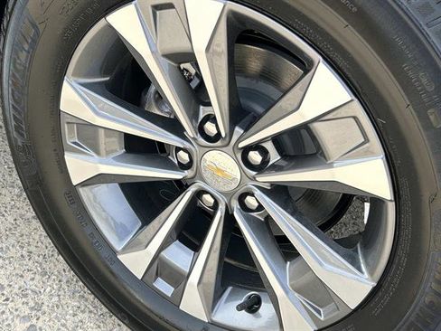 New 2026 Chevrolet Equinox LT w/ Safety and Technology Package image 12