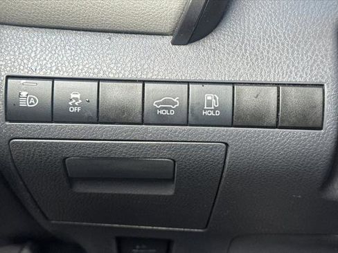 Certified 2019 Toyota Camry LE FWD image 27