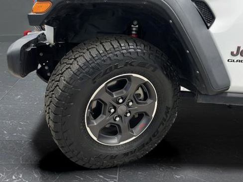 Used 2021 Jeep Gladiator Rubicon w/ Trailer Tow Package AWD/4WD image 34