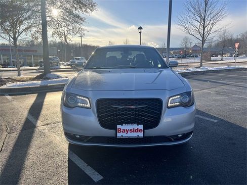 Used 2023 Chrysler 300 S image 6