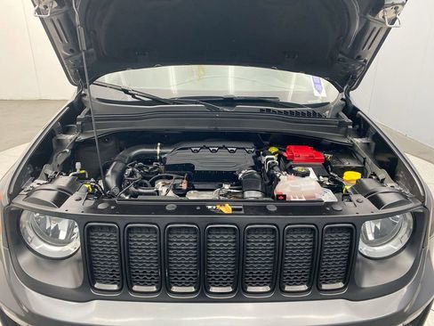 Used 2023 Jeep Renegade Altitude w/ Sun/Sound Group AWD/4WD image 11