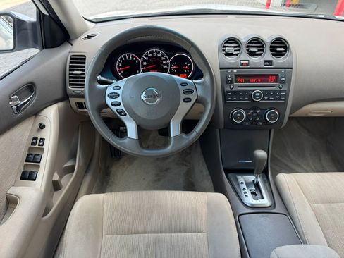 Used 2012 Nissan Altima 2.5 S w/ 20th Anniversary Pkg FWD image 29