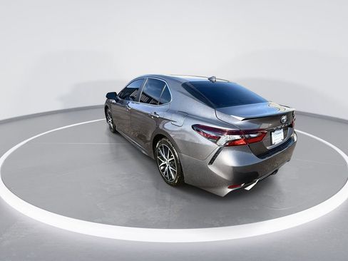 Used 2024 Toyota Camry SE w/ Convenience Package FWD image 6