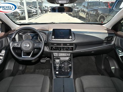 Used 2023 Nissan Rogue S FWD image 8