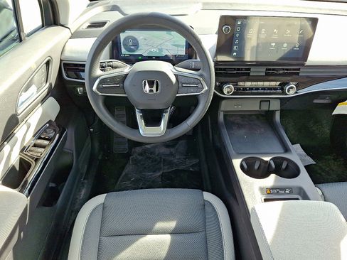 New 2026 Honda Prologue EX image 7