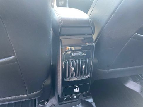 Used 2022 Jeep Compass Latitude w/ Convenience Group AWD/4WD image 25