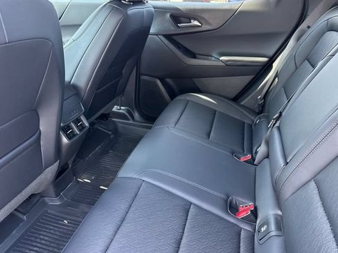 New 2027 Chevrolet Equinox LT w/ Convenience Package II FWD image 19