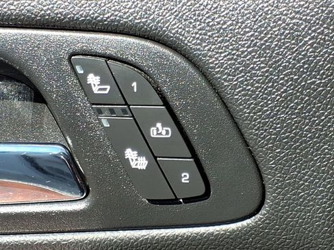 Used 2008 Chevrolet Avalanche LTZ w/ LTZ Preferred Equipment Group AWD/4WD image 13