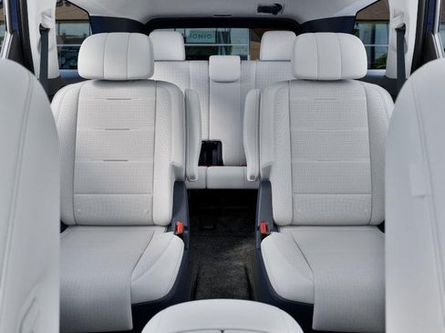 New 2027 Hyundai Palisade Calligraphy FWD image 12