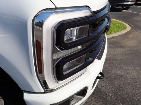 Used 2024 Ford F350 Lariat w/ Lariat Ultimate Package image 13